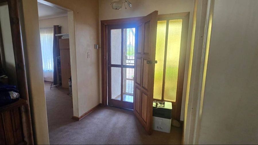 4 Bedroom Property for Sale in Koffiefontein Free State
